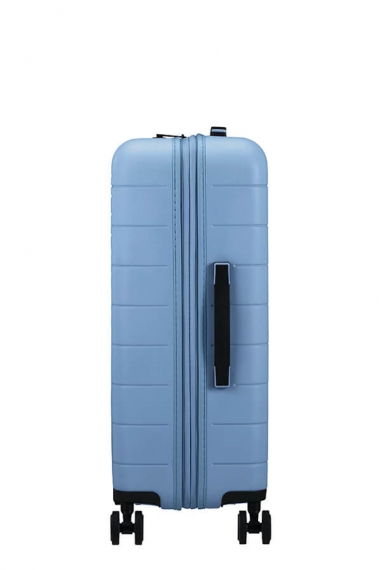 American Tourister Novastream 67cm - Mellomstor Utvidbar Lys blå