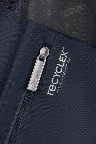 American Tourister Starvibe 67cm - Mellomstor Utvidbar Navy