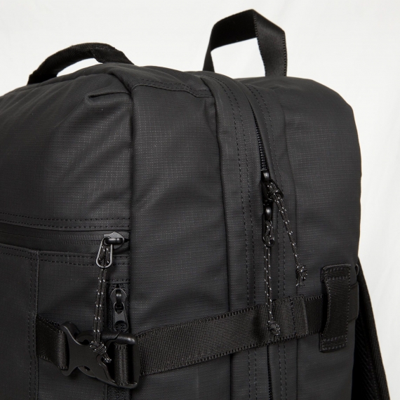 Eastpak Tranzpack - Ryggsäck/Duffelväska Surfaced Black_5