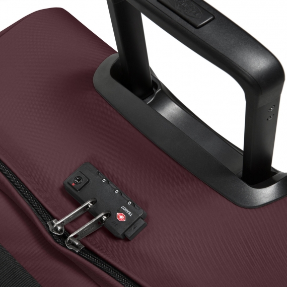 Eastpak Tranverz 67cm - Mellomstor Punch Rød