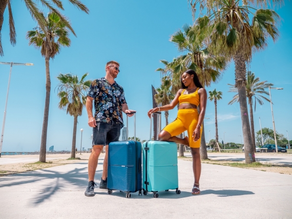 American Tourister Airconic 67cm - Mellomstor Blå