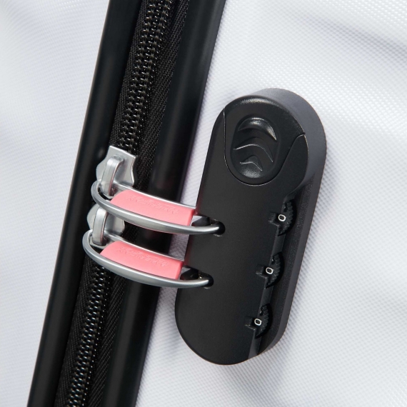 American Tourister Wavebreaker - Kabinveske Minnie Close-Up