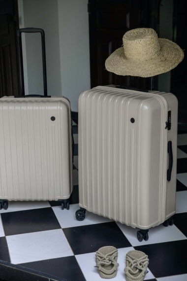 Koffert Printisso Urbane - Mellomstor Sand Grey