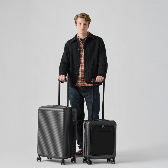 Koffert Printisso Signature - Mellomstor Utvidbar Black